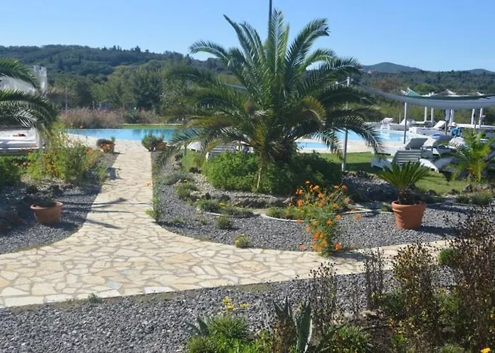 Hotel Pulades