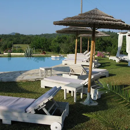 Otel Pulades