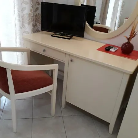 Pulades 3* Pouládes